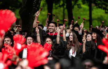 Jueza bloquea último veto de Trump a los estudiantes extranjeros para que se matriculen en Harvard