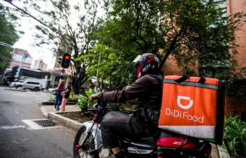 DiDi habilitó hasta dos viajes diarios a $0 para facilitar el traslado de donaciones hacia los puntos oficiales de recepción en Medellín. FOTO JULIO HERRERA