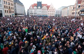 Las manifestaciones contra la extrema derecha fueron multitudinarias en ciudades como Berlín y Munich, en ellas se pidió también rechazar el voto contra el partido AfD, que tiene poder en varias regiones. FOTO getty