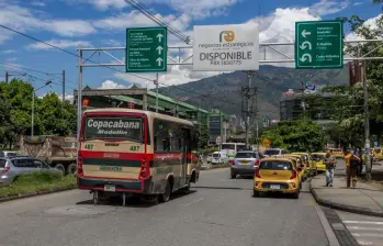 En la zona donde se acometerán las obras destacarán de manera permanente agentes de tránsito para garantizar la normalidad. FOTO SANTIAGO MESA