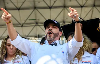 Abelardo de la Espriella ganó las elecciones en Colombia con un 0,9% de diferencia frente al candidato del continuismo Iván Cepeda. FOTO CAMILO SUÁREZ. 