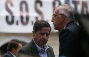 Los ministros del Interior y Defensa expusieron sus argumentos en el Congreso. Cristo reconoció que hubo fallas en materia de inteligencia militar y de Policía. FOTO Camilo Suárez y Presidencia