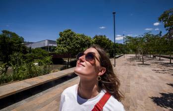 Según previsiones de los expertos, los días de agosto serán calurosos. Se recomienda a los habitantes de Medellín cuidar la piel. Foto: EL COLOMBIANO.