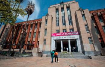 Comprometidos con ser un espacio accesible e inclusivo para todos los visitantes locales, el Museo de Antioquia aplica la entrada gratuita para los estratos 1, 2 y 3. FOTO: Esneyder Gutiérrez Cardona