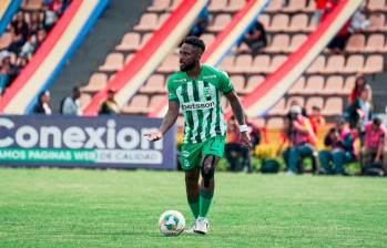 Álvaro Angulo es de los jugadores que mejor conoce la cancha de Ditaires ya que jugó con Águilas Doradas antes de ser jugador verde. FOTO CAMILO SUÁREZ