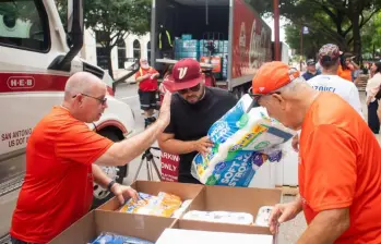 ¿Dónde donar para ayudar a las víctimas de los terremotos en Venezuela? Estos son los puntos, cuentas y ayudas habilitadas en Antioquia y Colombia. Foto: EFE