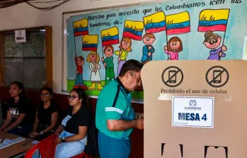 El certificado electoral es el documento que permite acceder a descuentos, beneficios académicos y compensaciones laborales tras las elecciones. FOTO: EL COLOMBIANO