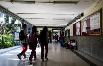 Los colegios privados deberán cumplir requisitos asociados al estímulo de docentes, índice de permanencia estudiantil entre otros para aplicar el aumento. Foto: Julio César Herrera Echeverri