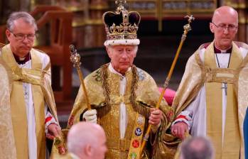 “No es momento para lujos”, llueven críticas a la coronación de Carlos III. Foto: Getty 