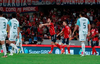 Joaquín Varela celebrando un gol ante Millonarios en 2023. FOTO: X Dim oficial