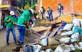 Construcciones ilegales demolidas por la Alcaldía de Medellín. FOTO: ALCALDÍA