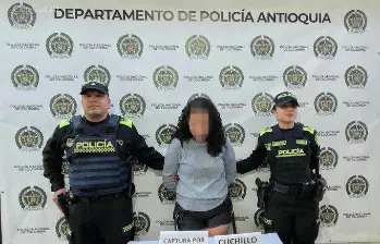 Michel Lorena Hoyos Salazar, de 19 años, es señalada de haber matado a su pareja, un hombre de 23 años. 
