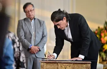 Gustavo Bolívar asumió como director de Prosperidad Social en marzo de 2024. FOTO: PRESIDENCIA