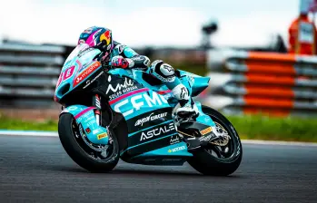 El piloto colombo-español David Alonso vive su segundo año en el Moto2. Cuando compitió en la tercera categoría hizo varios récords. Foto: tomada del x de @AsparTeam 