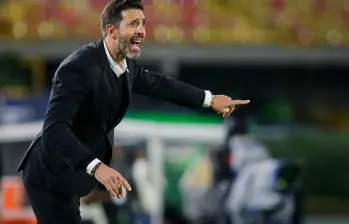 Jorge Bava, actual técnico de Santa Fe y vigente campeón tiene ofertas en el fútbol paraguayo. Foto: COLPRENSA