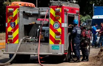 Equipos de rescate nacionales e internacionales continúan la búsqueda de sobrevivientes en Venezuela, donde la Cancillería colombiana reportó preliminarmente la muerte de 24 connacionales. FOTO: CORTESÍA
