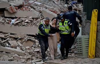 Dos terremotos en Venezuela dejaron pérdidas humanas y graves daños estructurales. Foto: Juan Barreto/ AFP via Getty Images