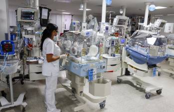 Los servicios para la atención de madres gestantes y los servicios posteriores de la Clínica del Prado se verán afectados por esta crisis. FOTO: ESTEBAN VANEGAS LONDOÑO