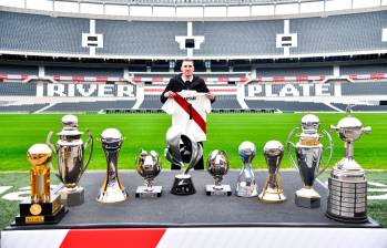 River Plate compartió esta imagen de la despedida de Franco Armani, junto a todos los trofeos que conquistó con el club. Ahora se incorporará a Atlético Nacional. FOTO @RiverPlate
