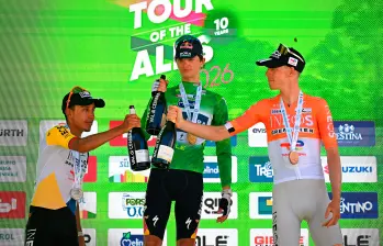 Egan Bernal volvió a lucir en un excelente estado de forma para quedarse con el subcampeonato en Los Alpes. FOTO: GETTY