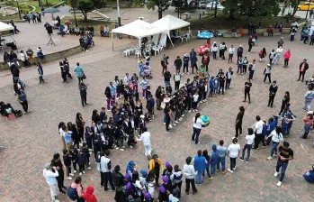La Institución Educativa José Asunción Silva de Medellín y el Instituto de Ciencias Agroindustriales y del Medio Ambiente (ICAM) en Ubaté, Cundinamarca, son finalistas al premio de la mejor escuela del mundo en dos categorías. Imagen tomada de, T4 Education. 