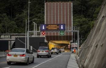 La Concesión invitó a los usuarios a planear sus viajes y tiempos de desplazamiento, transitar con precaución y consultar los canales de información. Foto: Camilo Suárez 