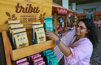 Sandra Gómez también forma parte de la Asociación de Mujeres Artesanas y trabaja para obtener mejores condiciones para los caficultores y campesinos. FOTO MANUEL SALDARRIAGA