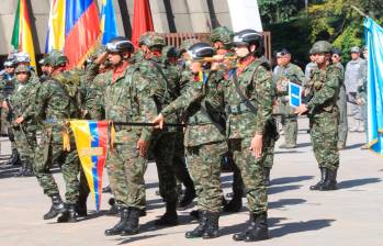 El acto en La Alpujarra sirvió como un recordatorio del coraje y la determinación de aquellos que lucharon por la independencia del país, y como un llamado a la unidad y al trabajo conjunto por un futuro próspero y pacífico para todos los colombianos. Foto: Esneyder Gutiérrez