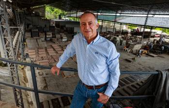 Prefabricados Adoquin-ar fue la primera industria formal de Amagá y sigue generando empleo local con enfoque social y ambiental. FOTO Manuel Saldarriaga. 