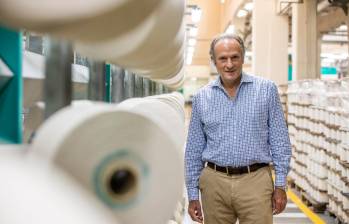 Gustavo Alberto Lenis, presidente de Fabricato, es quien está a cargo de la compañía de textiles paisa, que este mes de febrero cumple 104 años de operaciones en el mercado nacional. FOTO el colombiano.