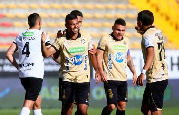 Águilas Doradas hizo méritos para sumar en Bogotá. Al final apostó por el triunfo. FOTO COLPRENSA