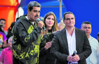 Álex Saab renunció a su derecho para comperecer presencialmente y se declaró “no culpable” ante un juez. Foto: Gabriela Oraa - AFP