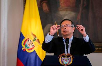 El primer año del presidente Gustavo Petro marca contrastes. El desempleo bajó y la inversión foránea repuntó, pero la poca ejecución del presupuesto y el gasto público preocupan. FOTO COLPRENSA