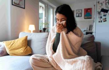 Las autoridades de salud mantienen vigilancia ante el avance de la influenza H3N2 en la región. FOTO: Freepik.