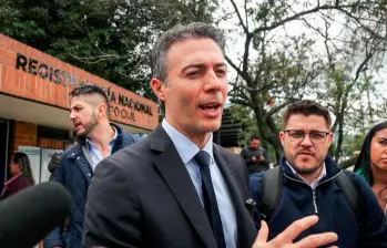 El exalcalde Daniel Quintero y ocho funcionarios de su administración son investigados dentro del escándalo de Aguas Vivas. FOTO: COLPRENSA