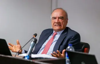  Carvajal, quien sonó también para ser fiscal y para llegar a la Procuraduría, fue el artífice de reunir en tres ocasiones al expresidente Álvaro Uribe con Petro. FOTO: COLPRENSA
