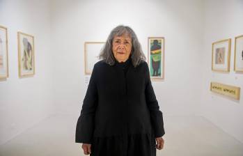 Beatriz González en su última exposición en Medellín. Foto: El Colombiano. 