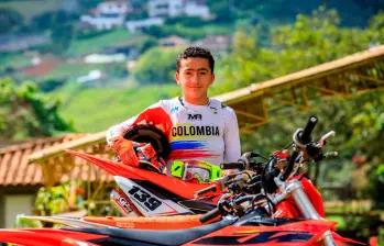 Valentino Zuluaga Cardona quiere dominar la categoría de 85 cc en Motocross. Ya lleva 2 podios en ese cubicaje. FOTO CORTESÍA 