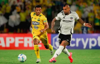 Bucaramanga cayó en su visita a Colo Colo y terminó tercero de su grupo, clasificándose así a los playoffs de la Copa Sudamericana. FOTO CONMEBOL