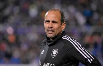 Óscar Pareja lleva 14 años consecutivos dirigiendo en la MLS y México. FOTO ORLANDO CITY