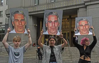 Aunque supervivientes revelan no estar conformes con las decisiones judiciales, el Departamento de Justicia determinó que la revisión de este caso ya finalizó. Foto: Stephanie Keith/Getty Images