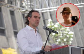 Marlon Rivas Rojas, de 17 años, falleció en el lugar de los hechos. El alcalde Federico Gutiérrez se pronunció, pidiendo investigar a fondo. FOTO: EL COLOMBIANO.