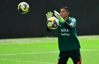 Kevin Mier fue el arquero titular de la Selección Colombia en los partidos contra Perú y Argentina por eliminatorias, cuando Camilo Vargas no pudo atajar porque se recuperaba de una cirugía de rodilla. FOTO afp
