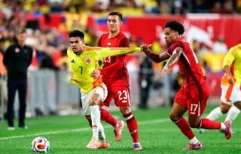 Luis Díaz fue el capitán de la Selección Colombia al inicio del partido contra los canadienses en Nueva Jersey. Foto: AFP