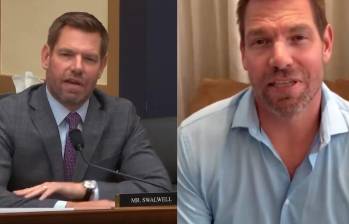 Eric Swalwell anunció su retiro de la contienda por la gobernación de California tras el surgimiento de denuncias que debilitaron su campaña en pocos días. FOTO: redes sociales. 