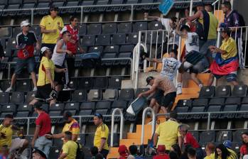 Hinchas de la Selección Colombia se pelearon durante el amistoso ante Irán, el 16 de junio de 2023. FOTO Tomada de ‘X’: @levante_emv