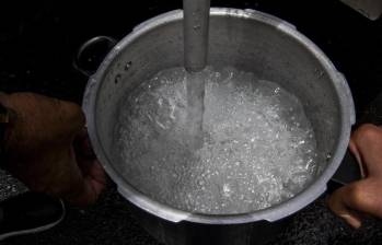 Los cortes de agua serán nocturnos y escalonados, día por medio. Foto: Julio César Herrera Echeverri.