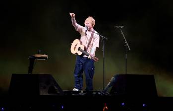 Ed Sheeran actuó solo en el Lincoln Financial Field de Filadelfia este sábado, en su primer concierto desde la polémica por el veto al rapero Macklemore en su gira Loop Tour. FOTO Getty Images