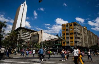 La salud, la pobreza y la educación son algunos de los temas que más preocuparon a los medellinenses en la última encuesta de percepción ciudadana de Medellín Cómo Vamos. FOTO: Julio César Herrera