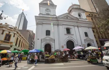 El centro de Medellín se prepara para recibir a miles de visitantes en la primera edición de La Candelaria Food Fest, con gastronomía, arte y cultura al aire libre. Foto: Esneyder Gutiérrez